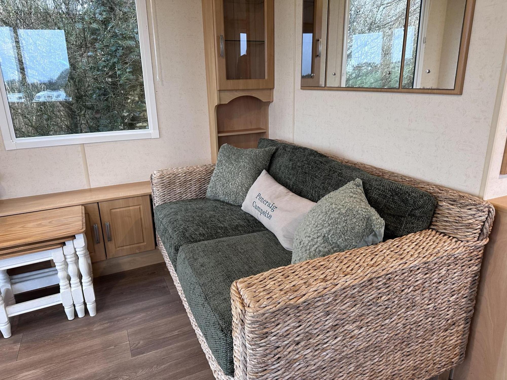Captivating 2-Bed Static Caravan In Holyhead Llanfachraeth Экстерьер фото